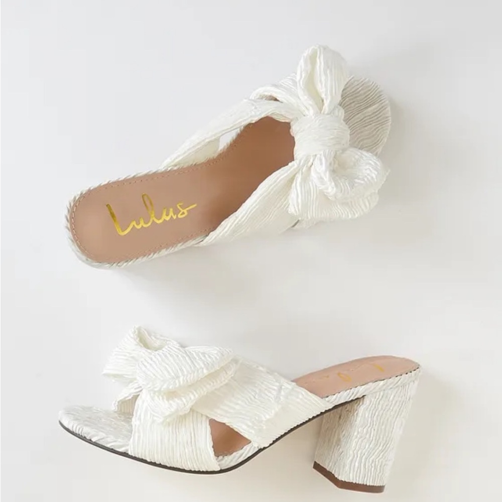 Lulu's White Mules with Bow Detail